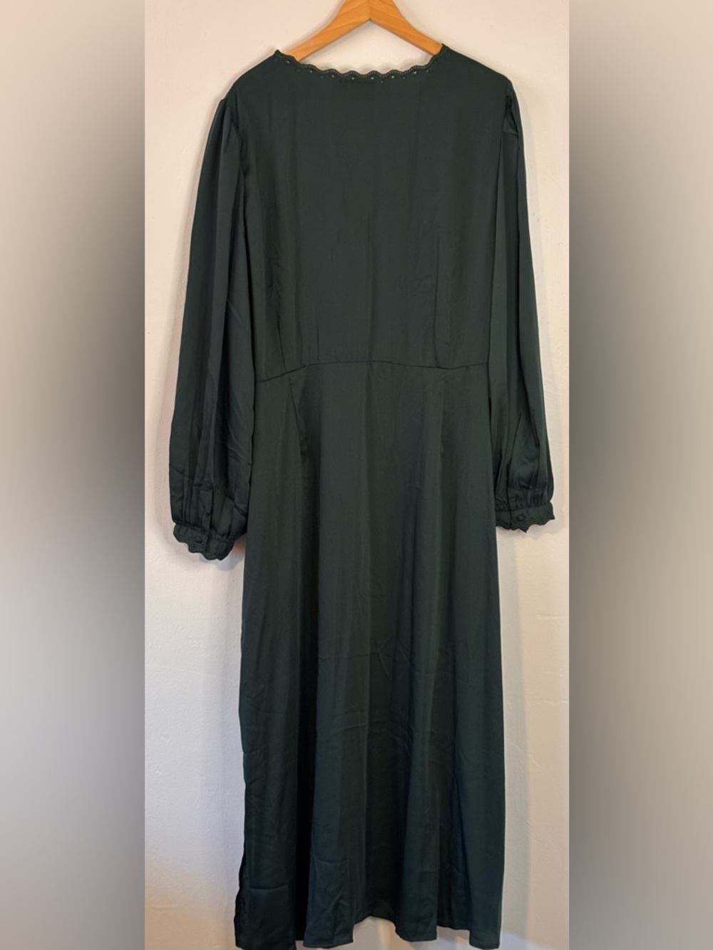 NWT GAP Green Satin Empire Long Sleeve Midi Dress with Side Slit Size XXL Tall - Picture 4 of 9